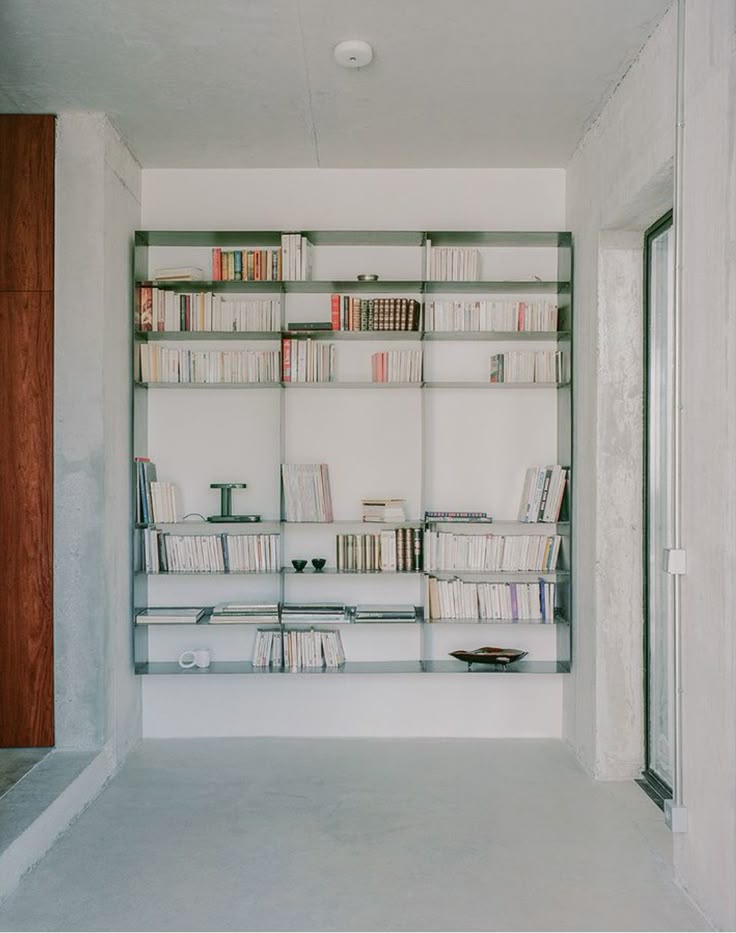 Art in the office - アートは心を動かす。心を動かし、行動を変える